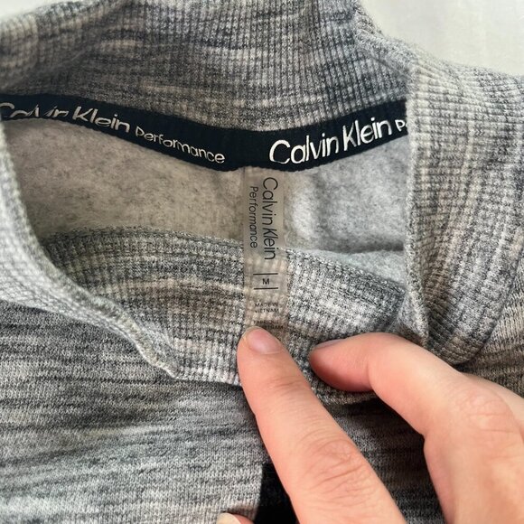Calvin Klein Performance Dark Heather Gray Long Sleeve Cropped Crewneck | Size M - Picture 4 of 5